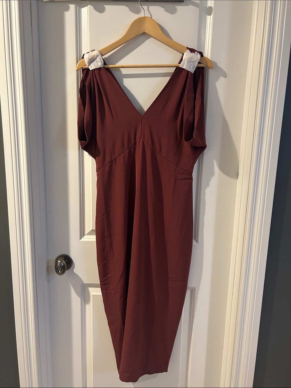 Sleeveless V-Neck Pencil Fitted Dress, Reitmans, size medium, NWT